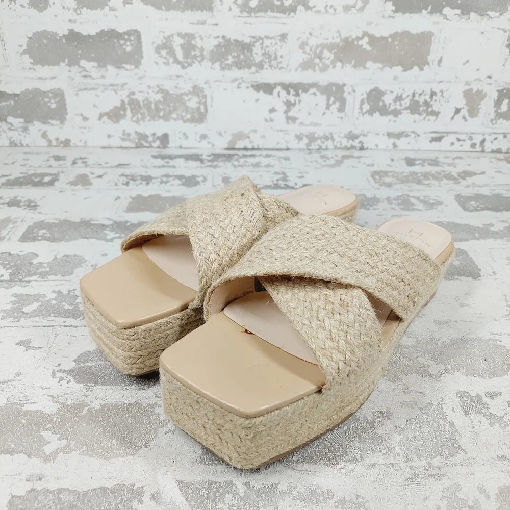 New Halston Network Cream Crisscross Strap Wedge Espadrille Sandal A609